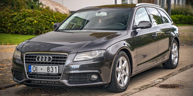 AUDI A4
