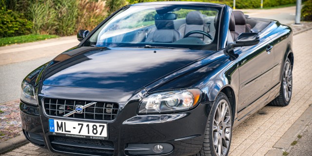 VOLVO C70