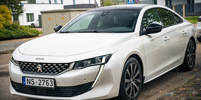 PEUGEOT 508