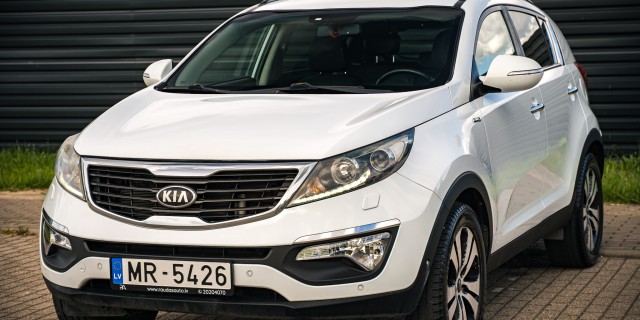 KIA SPORTAGE
