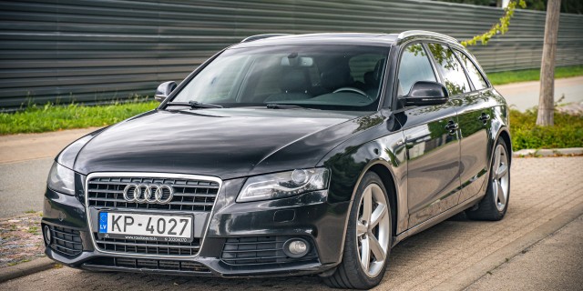 AUDI A4