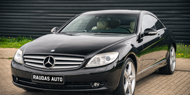 MERCEDES CL500