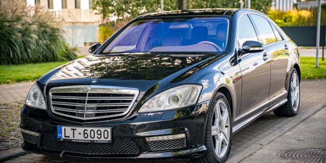 MERCEDES S500