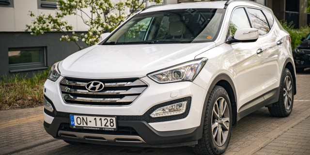 HYUNDAI SANTA FE