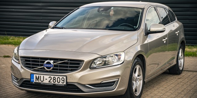 VOLVO V60