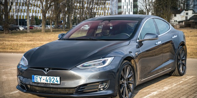 Tesla Model S