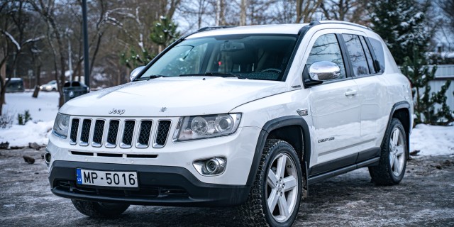 JEEP COMPASS