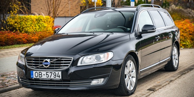 VOLVO V70