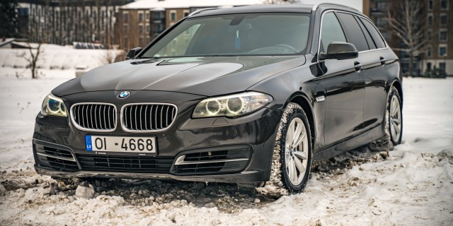 BMW 530