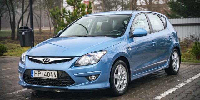 HYUNDAI I30