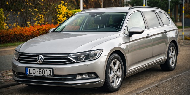 VOLKSWAGEN PASSAT (B8)