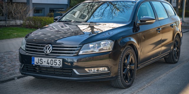 VOLKSWAGEN PASSAT (B7)