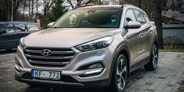 HYUNDAI TUCSON