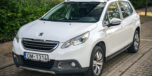 PEUGEOT 2008