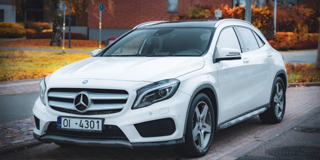 MERCEDES GLA250