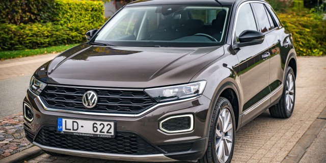 VOLKSWAGEN T-ROC
