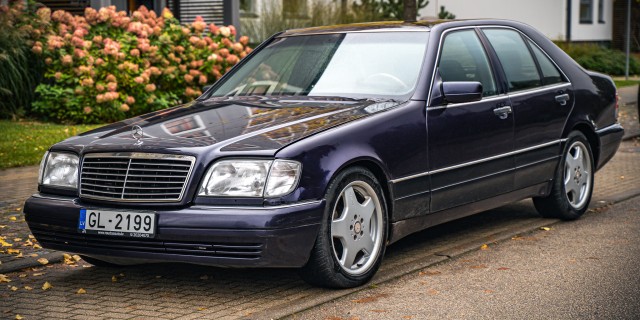 MERCEDES S300