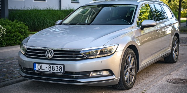 VOLKSWAGEN PASSAT (B8)