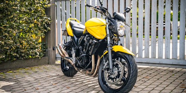 SUZUKI GSF 650A