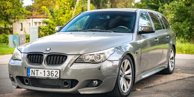 BMW 530