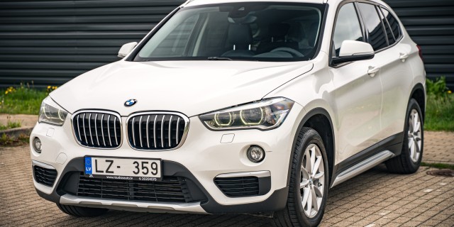 BMW X1