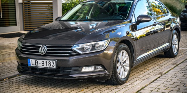 VOLKSWAGEN PASSAT (B8)