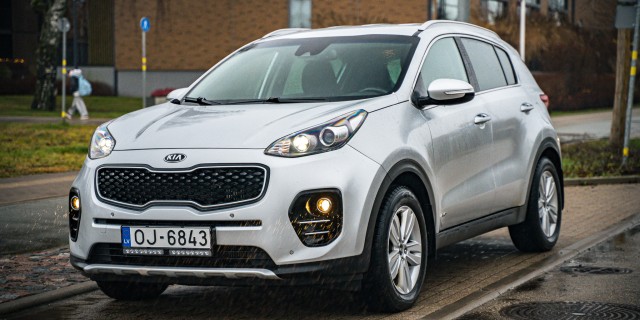 KIA SPORTAGE
