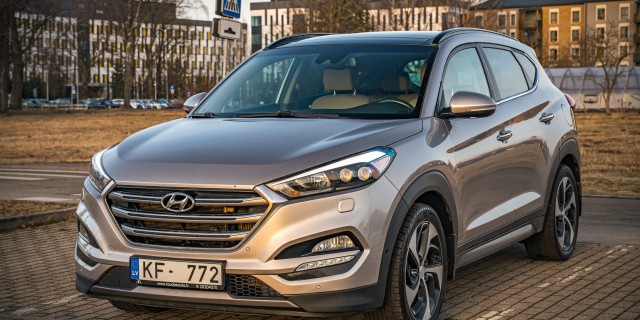 HYUNDAI TUCSON