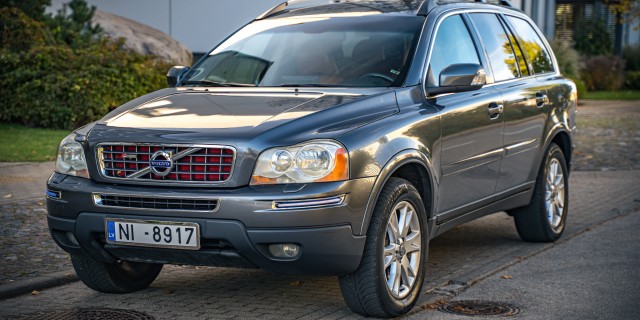 VOLVO XC 90