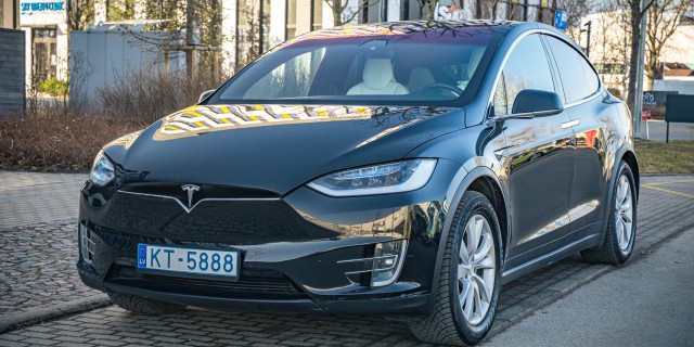 Tesla Model X
