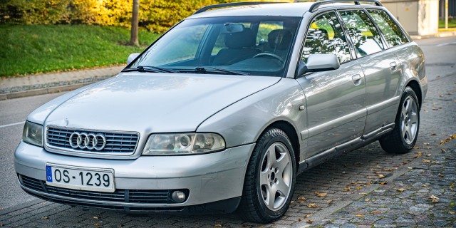 AUDI A4