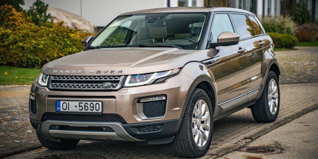 LAND ROVER RANGE ROVER EVOQUE
