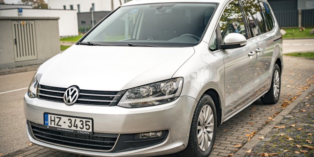 VOLKSWAGEN SHARAN