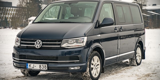 VOLKSWAGEN MULTIVAN