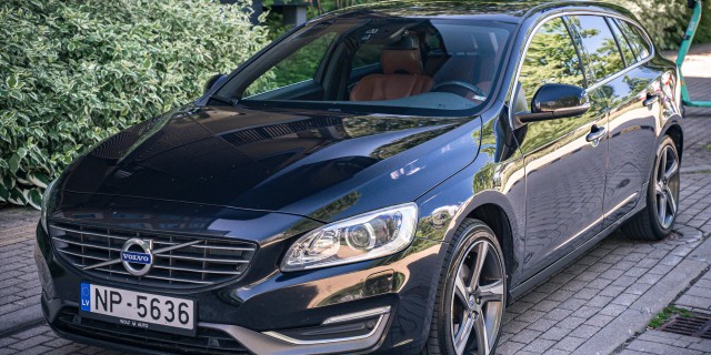 VOLVO V60