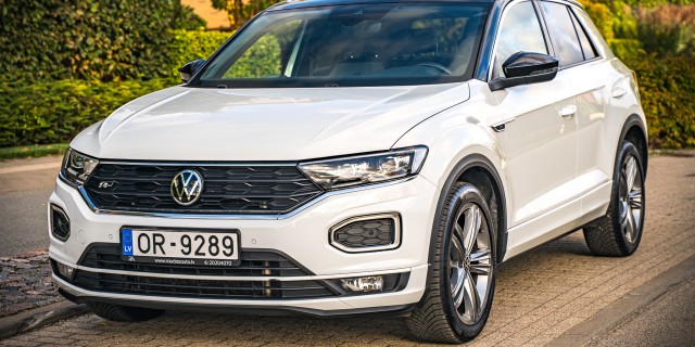 VOLKSWAGEN T-ROC
