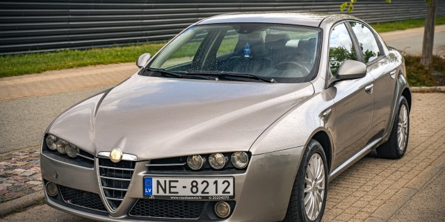ALFA ROMEO 159