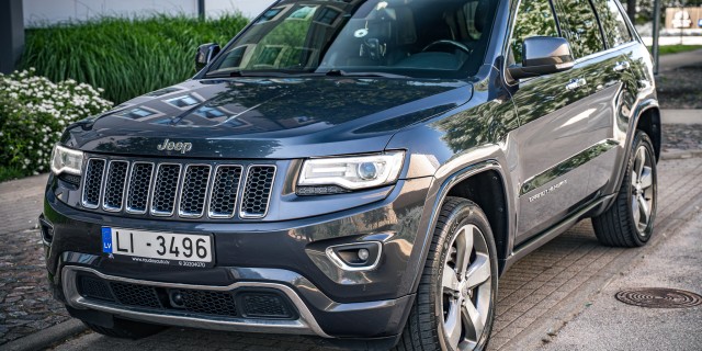 JEEP GRAND CHEROKEE