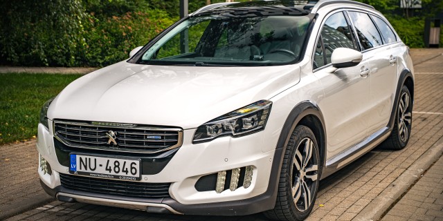 PEUGEOT 508