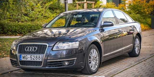 AUDI A6