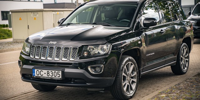 JEEP COMPASS